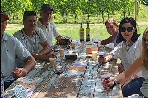 Authentique dégustation de vin toscan à Montepulciano