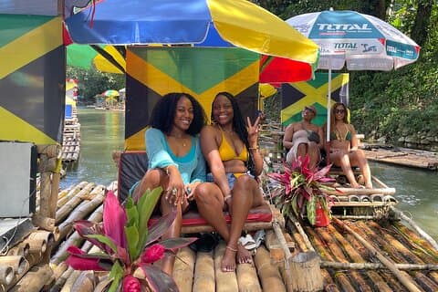 Opplev Bamboo River Rafting i Montego Bay