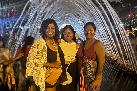 Tour Magic Water Park in Lima with Small Group Transfer