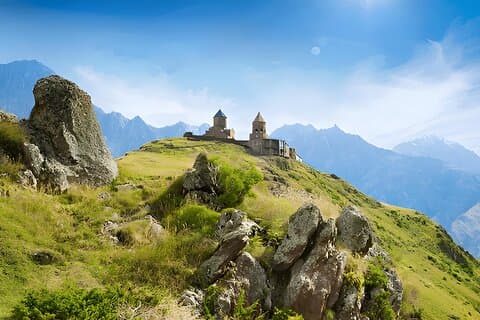 Van Tbilisi naar Kazbegi Stepantsminda Gudauri GroupBegeleide tour