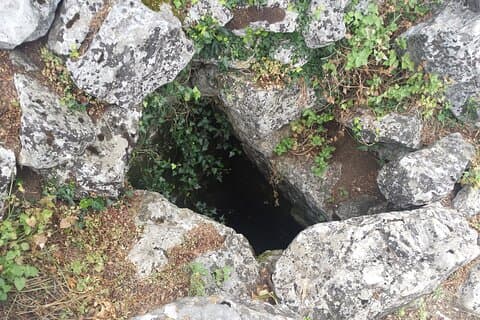 Hippokrene, la sorgente sacra del Monte Helikon