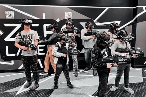 Reno: Arcade Play Card og gratis Roam Arena VR kombinasjonsbillett