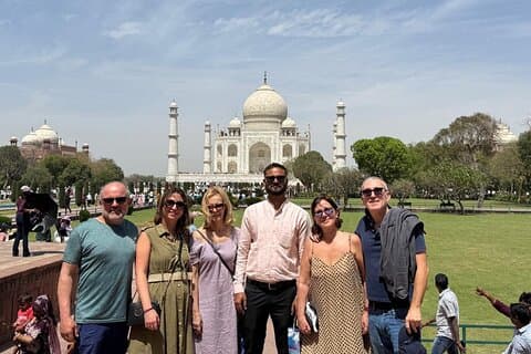 Platinum Luxury Agra Tour Taj Mahal, Agra Fort fra Delhi med bil