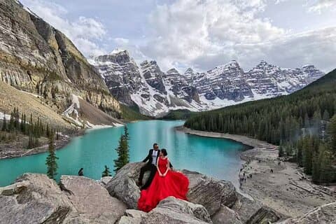 Restauranter i nærheten av Lake Louise, Moraine Lake, Johnston Canyon Private Day Tour