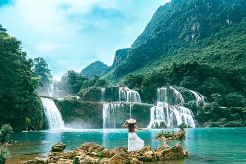 Cao Bang Loop Tour 3D2N med motorcykel, bil eller jeep