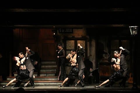 Buenos Aires : Aljibe, Tango and folklore show with Transfers.
