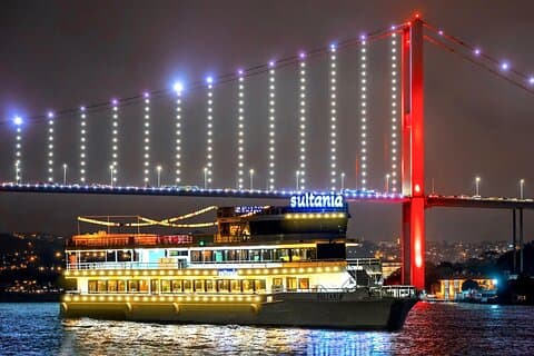 Bosphorus Dinner Cruise with Live Entertainment and Shows