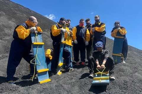Embarque privado em vulcão no Cerro Negro premium e ideal para famílias
