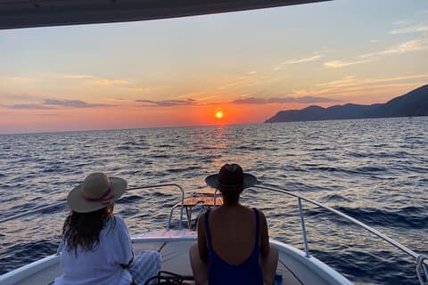 Discover Portovenere at Sunset – Exclusive Boat Tour