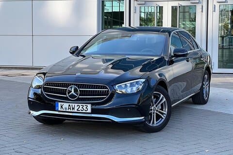 Private Limousine Transfer from Cologne Airport to Cologne City