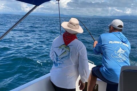 Passeio de pesca esportiva de dia inteiro