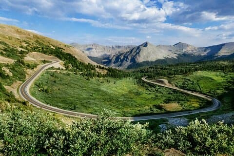 Crested Butte via Cottonwood Pass Private Colorado Adventure Tour