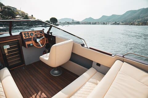 What else on Lake Como? Relax and prosecco or marriage proposal