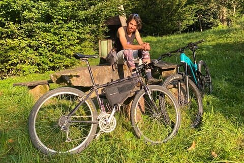 Vintage Gravel bike tour