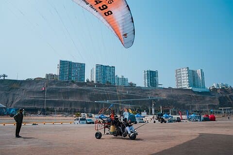 Volo in parapendio a motore Lima Perù