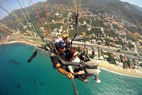 Tandemparagliding i Alanya med profesjonelle piloter