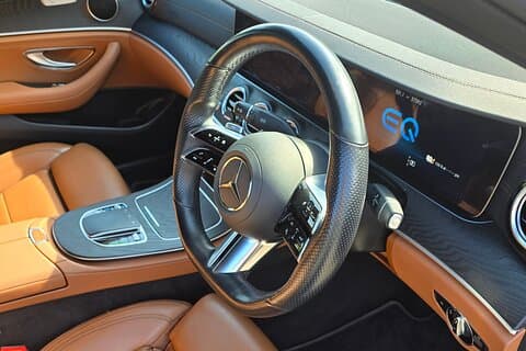 Premium Mercedes E-Klasse Transfer – Dublin flyplass til sentrum