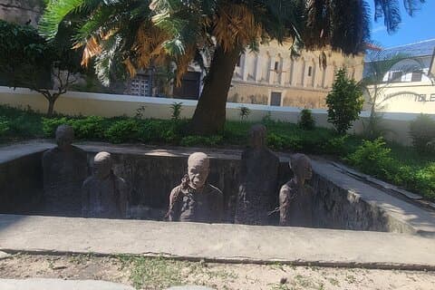 Stone Town Prison Island and Spice Tour - Excursão