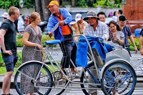 Tour in bicicletta della Senna di Parigi, ingresso opzionale al Louvre