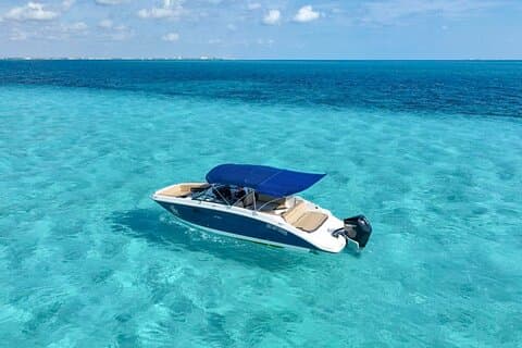 JOPA I Yacht Rental in Cancun
