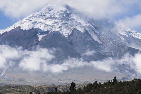 Premium Cotopaxi -Full Day Bike Trip & Quito Tour