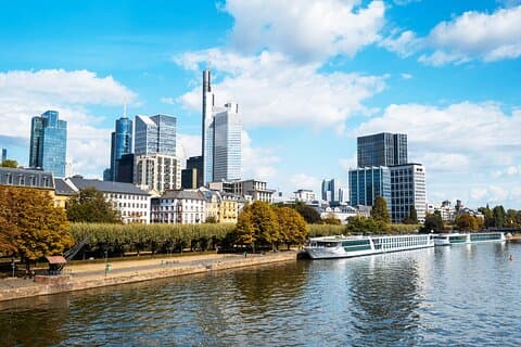 Best Intro to Frankfurt in 2 hours with a Local