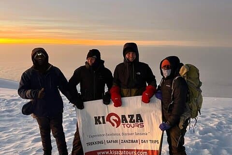 Machame Route Kilimanjaro Trek – 7 Days to Africa’s Highest Peak.