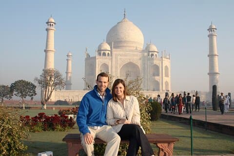 Taj Mahal, Agra Fort & Baby Taj Dagstur från Delhi med bil