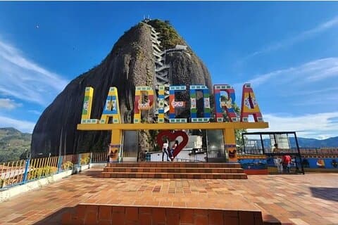 Guatape, Piedra del Penol, Barrage du Tour.