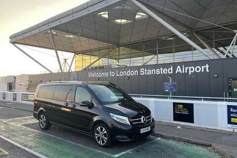 Porto di Southampton all'aeroporto di Stansted - trasferimento privato