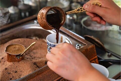 Istanbul Sand Brewed Turkish Coffee Workshop nel centro storico