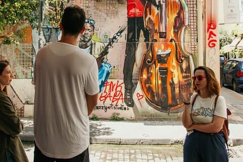 Fantastische Street-Art-Tour in Athen mit einer lokalen Experten-Kleingruppe