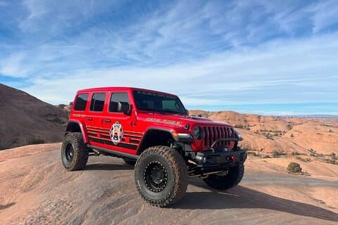 Suivez le long et roulez le long de circuits hors route en jeep à Moab Utah