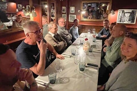 Barcelona Tapas e comida passeio a pé com a história gótica