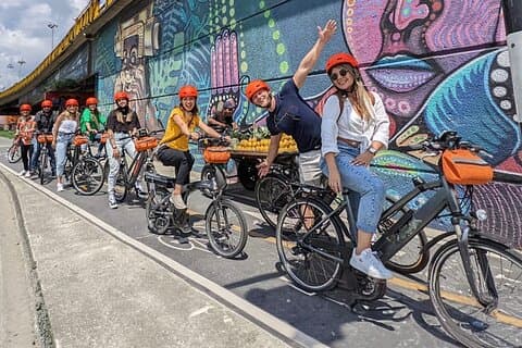 Warszawa cykeltur: Old Town & City Centre guidet (1.5h eller 3h)