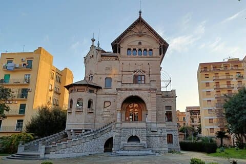 Let's discover the Florio: Bike Tour between Liberty and Flavours in Palermo