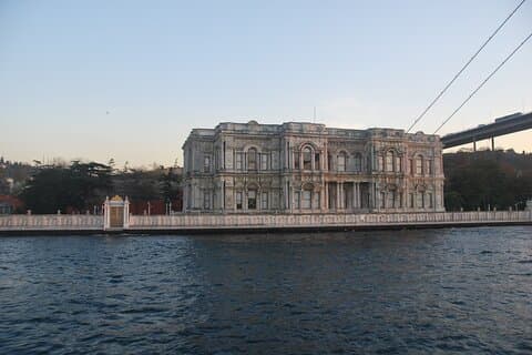 Tour de descoberta de dia inteiro em Istambul com Beylerbeyi Palace