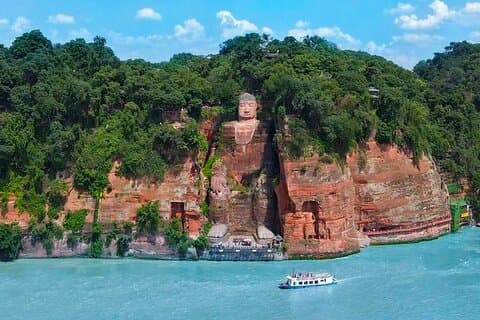 Leshan Giant Buddha und Huanglongxi alte Stadt Private Tagestour