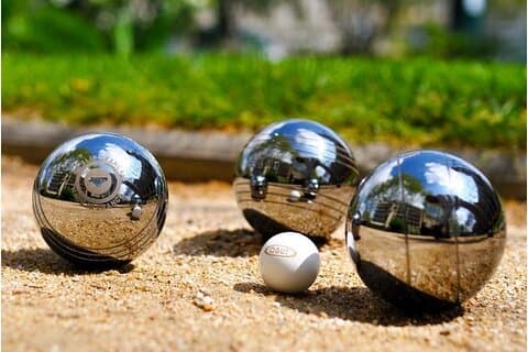 Nizza Entdecken Sie eine französische Sportaktivität: PETANQUE