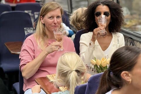 Crociera sul canale classico di Amsterdam con guida dal vivo e Open Bar