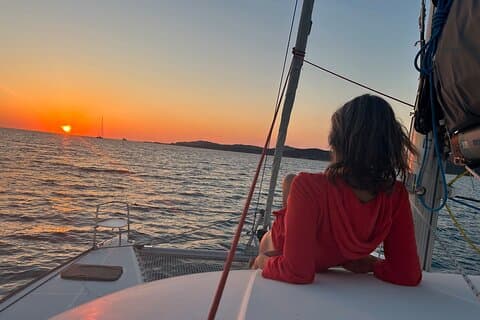 NEW Katamaran 2,5h Sunset Sail Manilva Tapas Welcome Drink Delfin