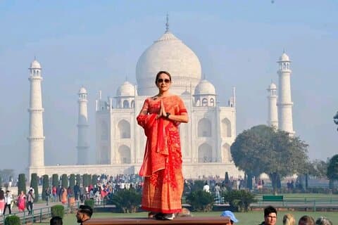 Tour privado Taj Mahal y Agra en coche con almuerzo de 5 estrellas