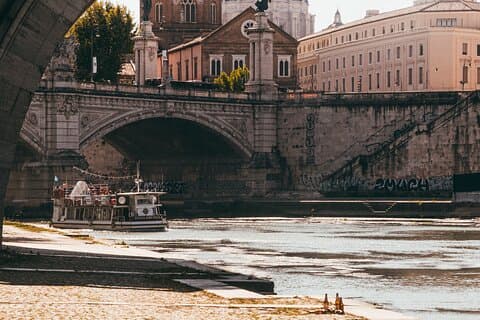 Bootsfahrt auf dem Tiber