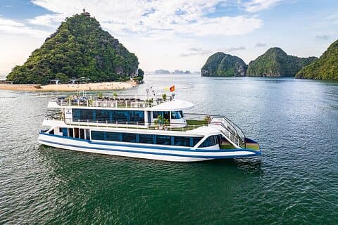 Från Halong International Port: 5-stjärnig kryssning Utforska Ha Long Bay
