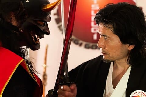 Allenati nella spada Samurai e sconfiggi il demone a Tokyo