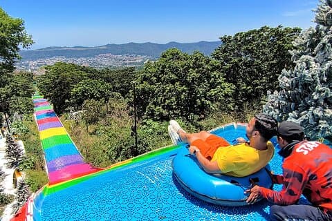 San Salvador Tour: Devil’s Door, Volcano, Slide & Historic Center