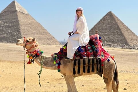 Privétour van een hele dag door de piramides van Gizeh Saqqara Memphis