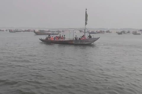 Varanasi Uncovered – Ghats, Forts & Divine Mirzapur Journey