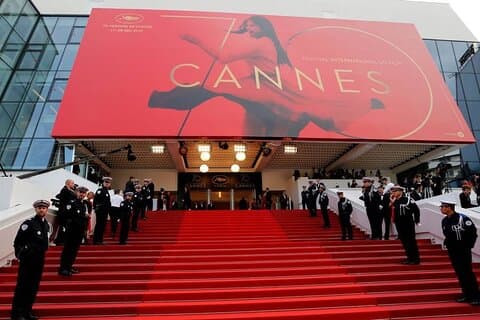 4-stündige Tour durch Cannes und Antibes mit einem ortskundigen Reiseleiter (spanischsprachig)