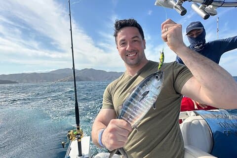 Experiência de pesca privada em Santa Marta